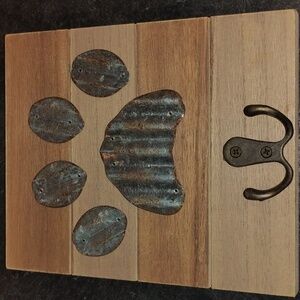 Hook with Dog paw print